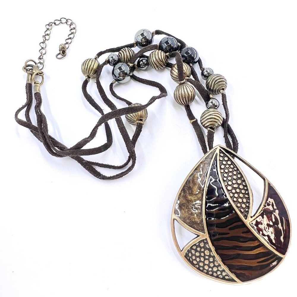 NWOT - BOHO Brown Enameled Teardrop Pendant Faux Leather 20” Necklace
